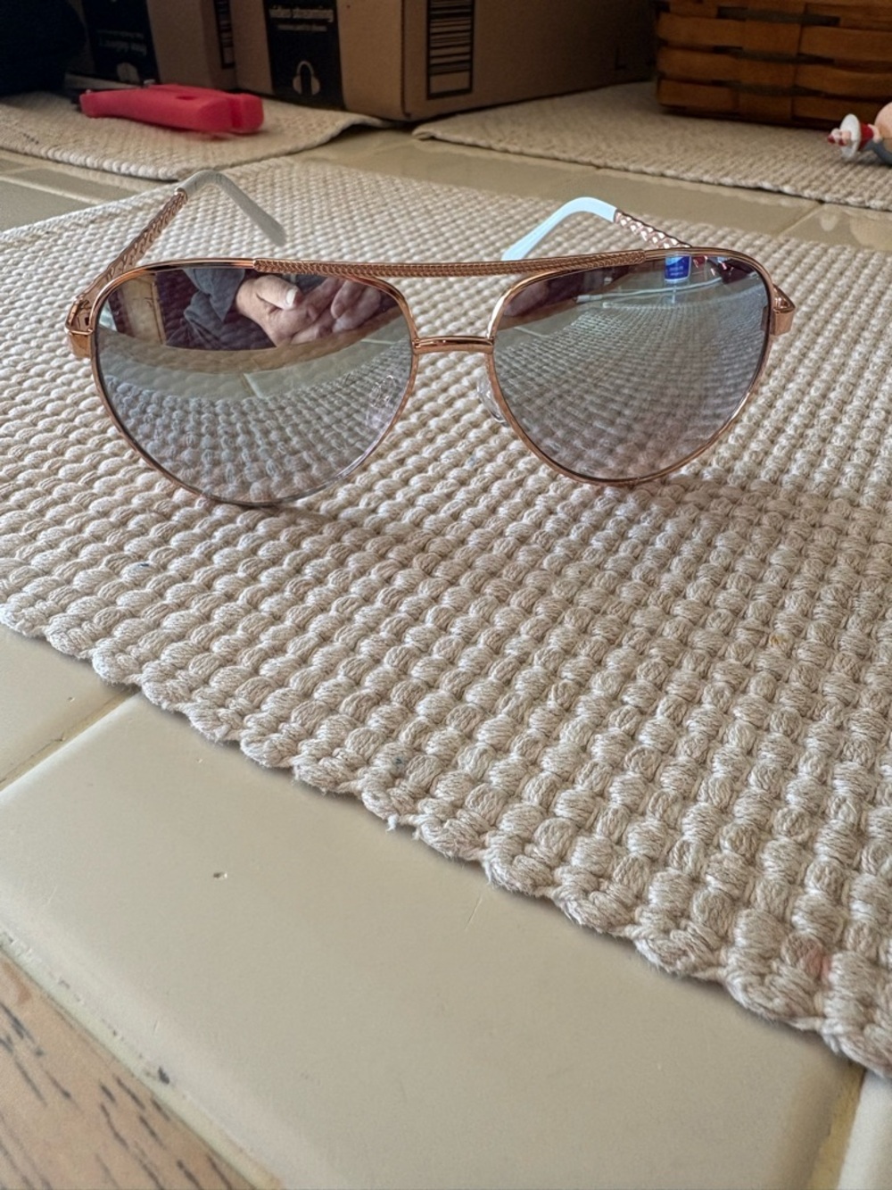 Aviator Sunglasses in Rose Gold with Gradient Lenses Rocawear brand
